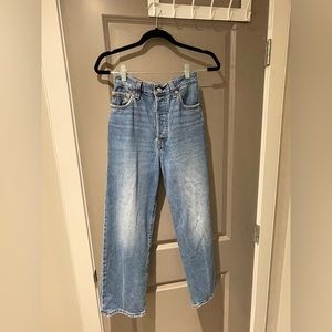 Levi’s Ribcage Straight Ankle Jean size 26
